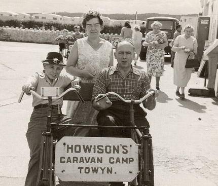 picts/Howisons.jpg picts/Howisons.jpg